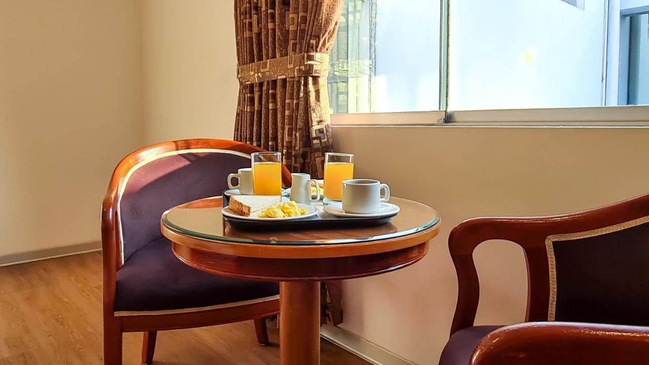 44 Vip Hotel Lima Extérieur photo