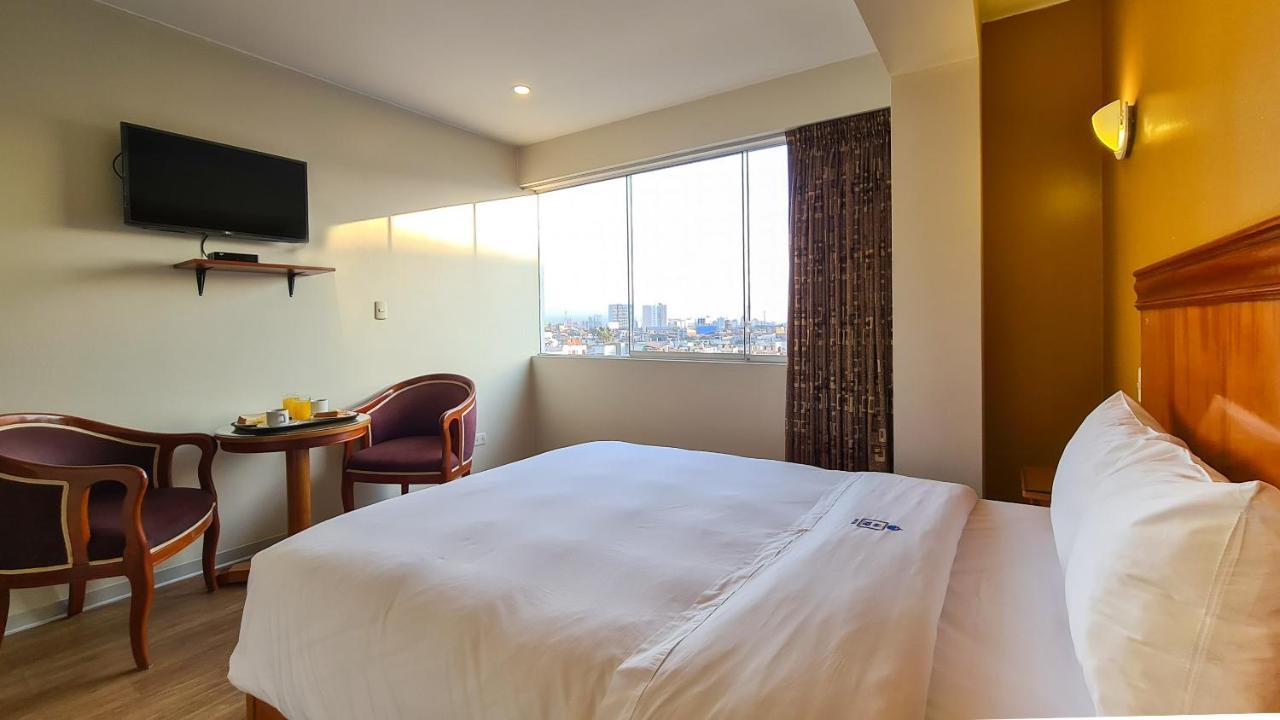 44 Vip Hotel Lima Extérieur photo