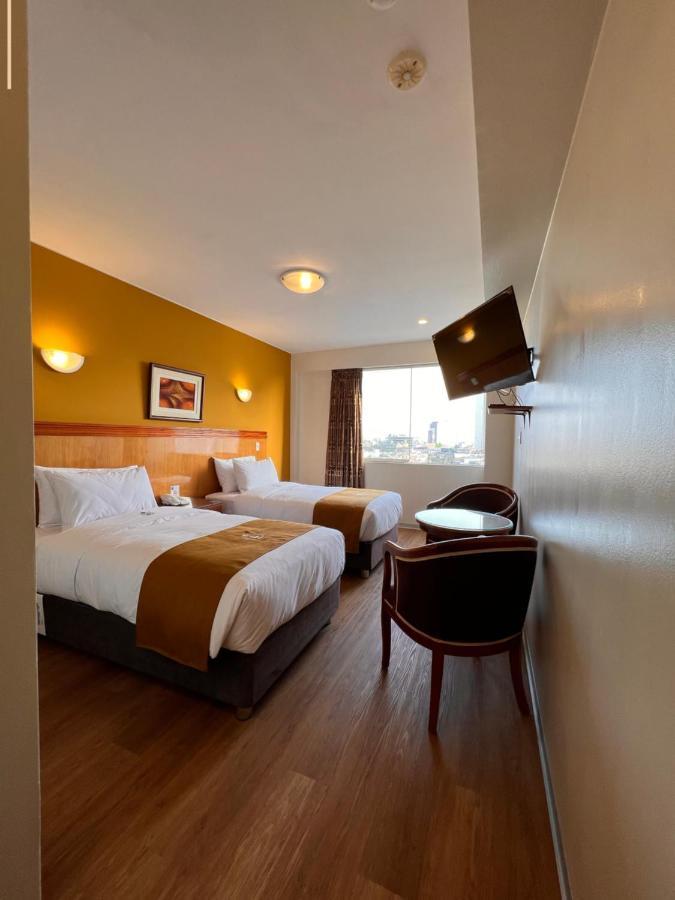 44 Vip Hotel Lima Extérieur photo