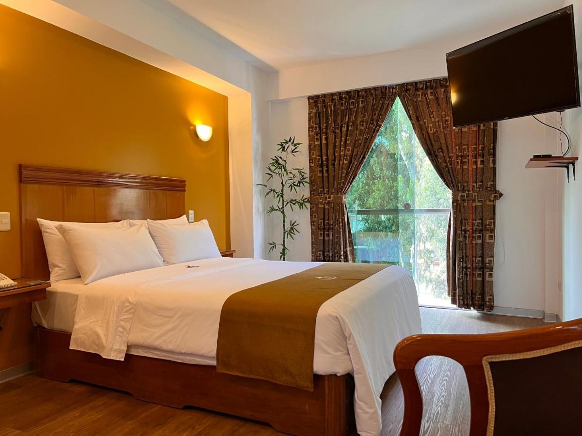 44 Vip Hotel Lima Extérieur photo